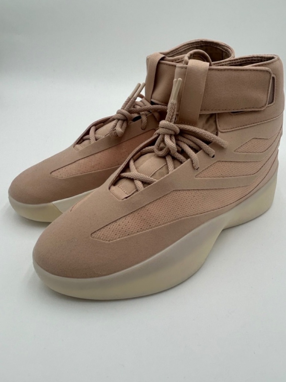 Fear of God Athletics x adidas II BASKETBALL High 'Ash Pearl'